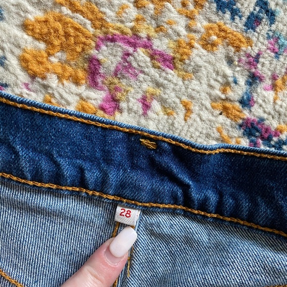 Levi Jean shorts - Picture 4 of 4